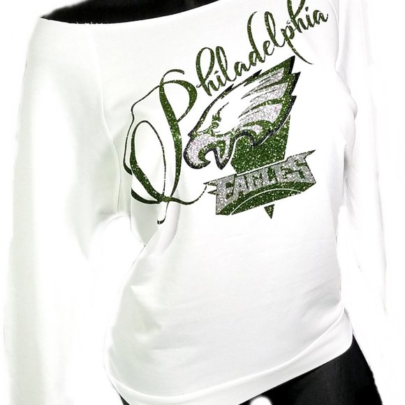 Philadelphia Eagles on a White Sweatshirt with Shiny Lettering. - Picture 6 of 6